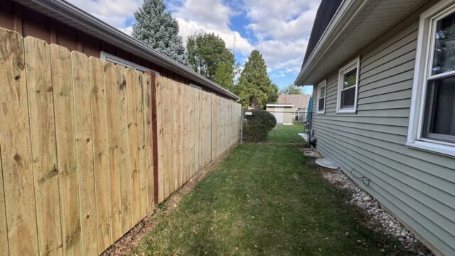 Fence Installation in Elgin, Illinois