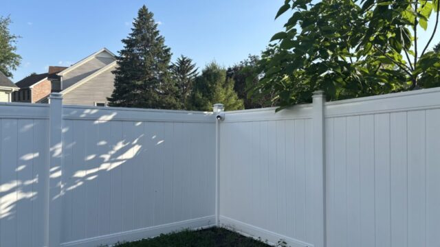 Vinyl Fence Installation in Elgin, Illinois